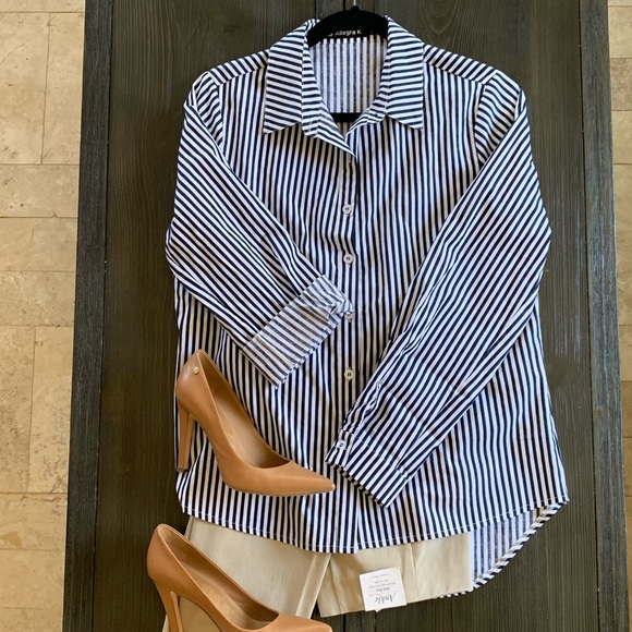 ❤️ Worn once!  Casual or business suitable. ❤️ - Picture 1 of 2